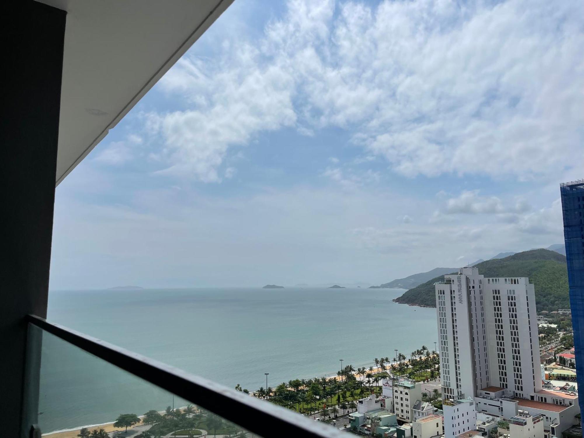 Apartament Q House- Flc Sea Tower Quy Nhơn Zewnętrze zdjęcie